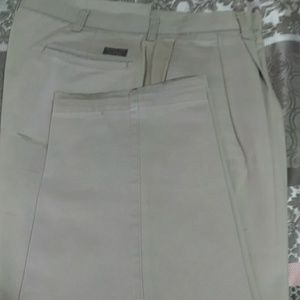 Men's khaki pants